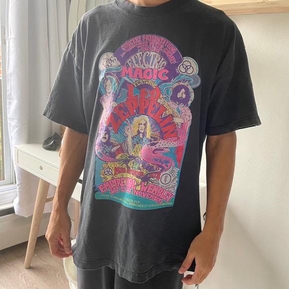 Free people oversized t shirt. Led Zeppelin band - Picture 2 of 2